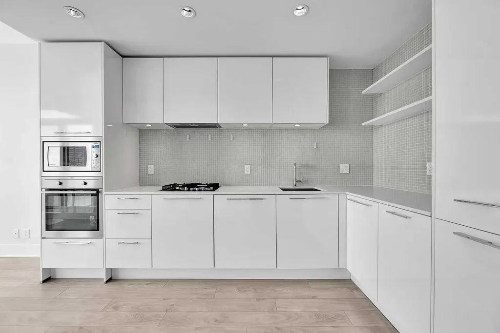 901 10 Avenue SW Calgary AB T2R0B5