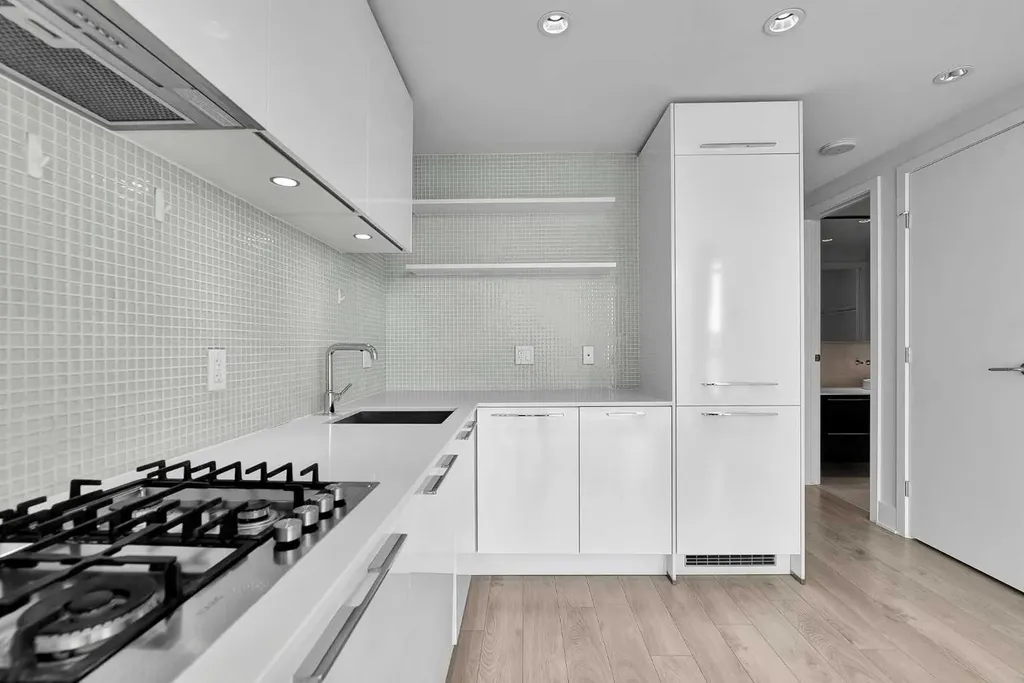 901 10 Avenue SW Calgary AB T2R0B5