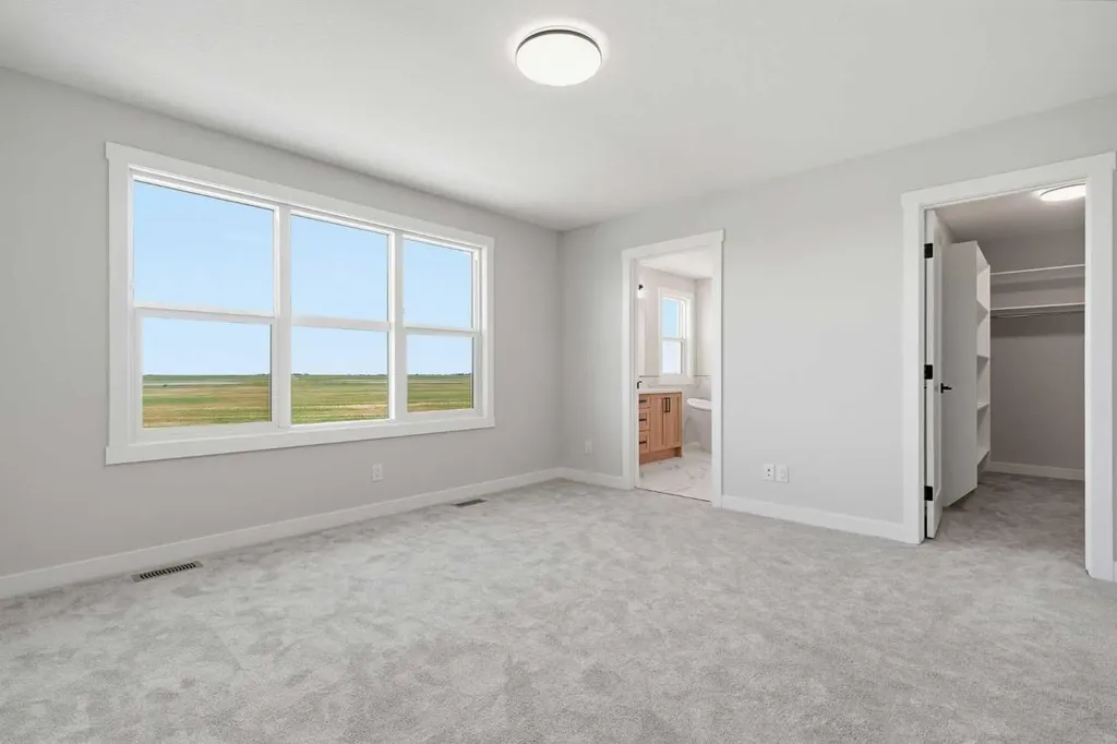 454 Kinniburgh Loop Chestermere AB T1X 3C2