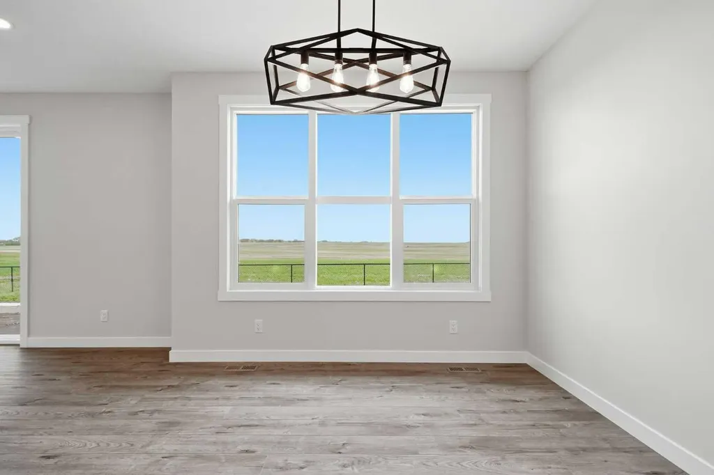 454 Kinniburgh Loop Chestermere AB T1X 3C2