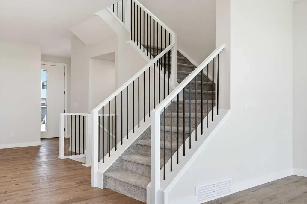 454 Kinniburgh Loop Chestermere AB T1X 3C2