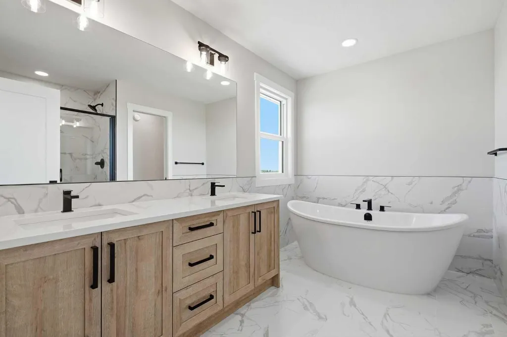 454 Kinniburgh Loop Chestermere AB T1X 3C2