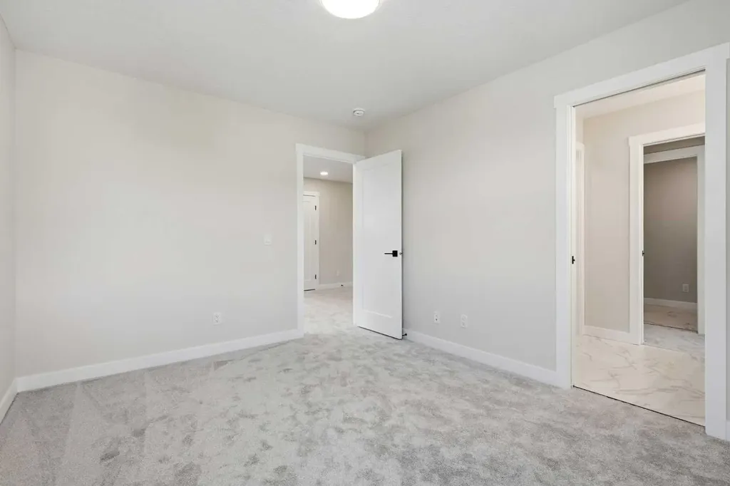 454 Kinniburgh Loop Chestermere AB T1X 3C2