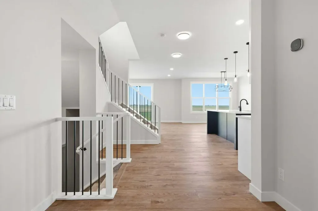 454 Kinniburgh Loop Chestermere AB T1X 3C2