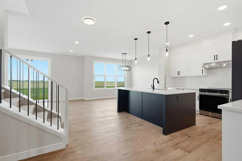 454 Kinniburgh Loop Chestermere AB T1X 3C2