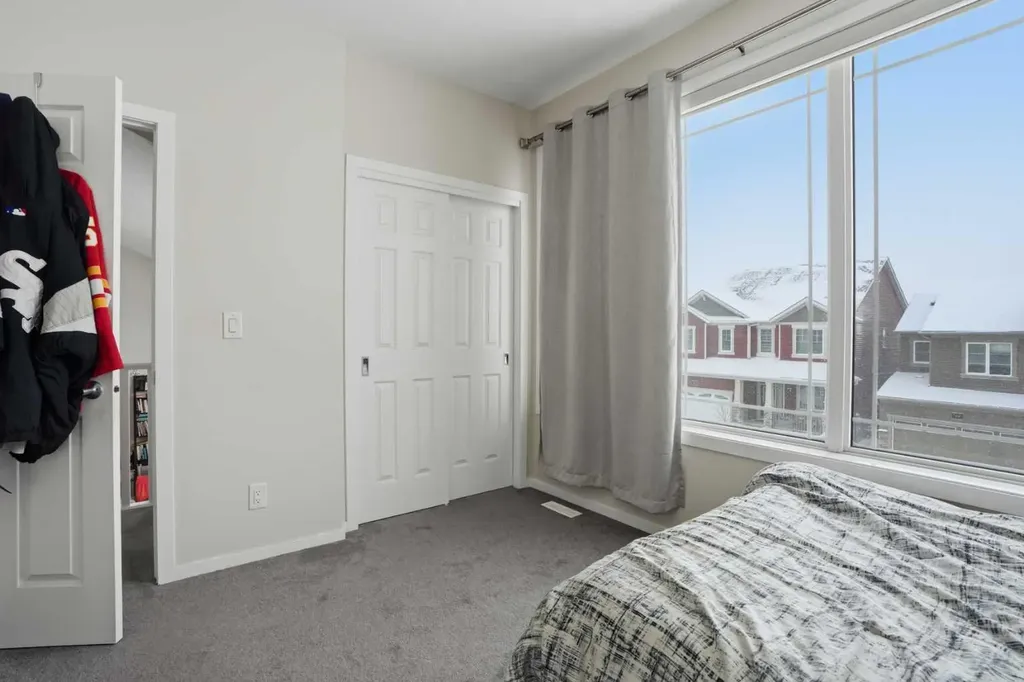 33 Carringwood Street NW Calgary AB T3P 2A7