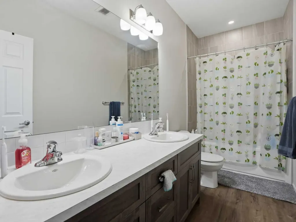 33 Carringwood Street NW Calgary AB T3P 2A7