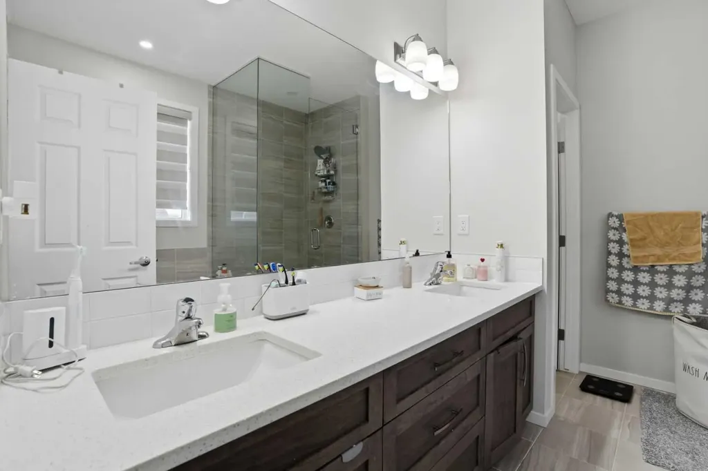 33 Carringwood Street NW Calgary AB T3P 2A7
