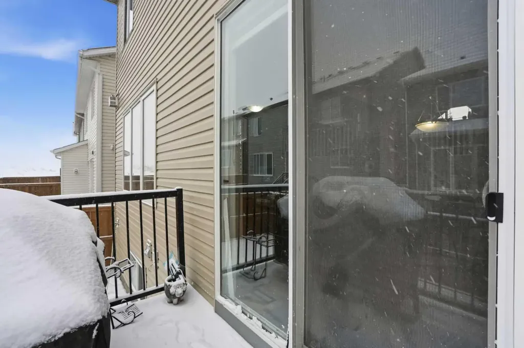 33 Carringwood Street NW Calgary AB T3P 2A7