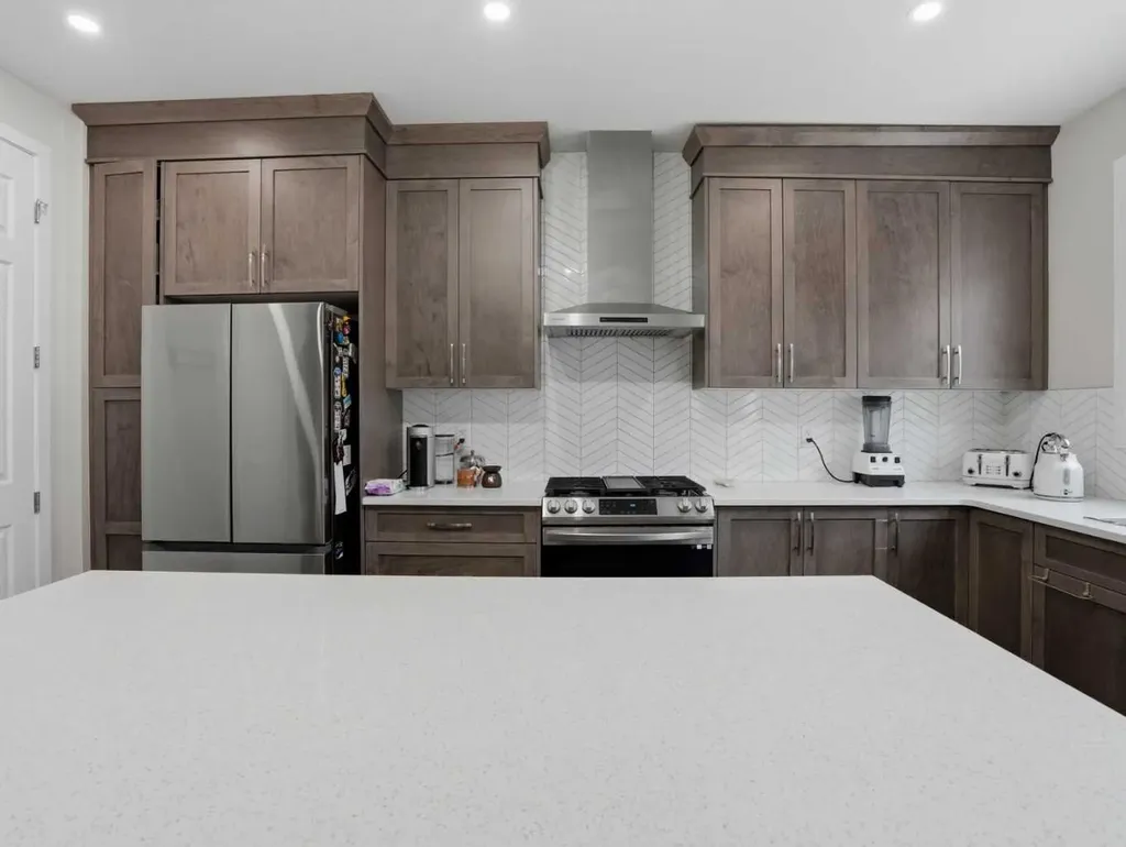 33 Carringwood Street NW Calgary AB T3P 2A7