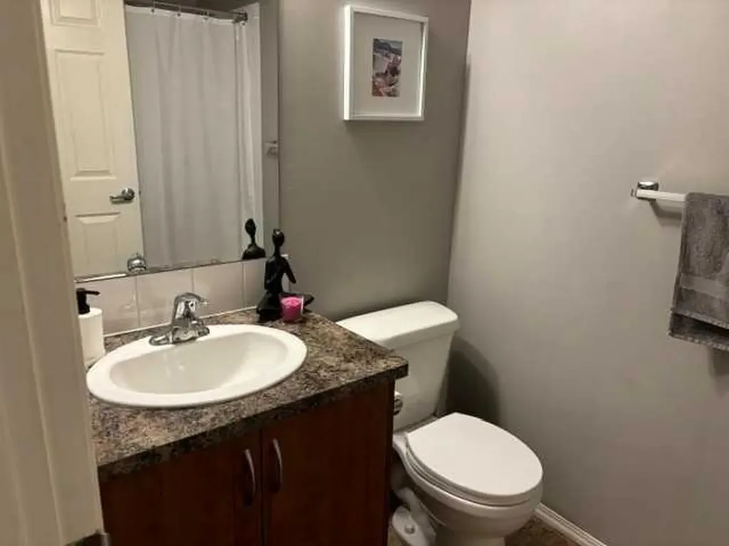 700 Willowbrook Road NW Airdrie AB T4B 0L5