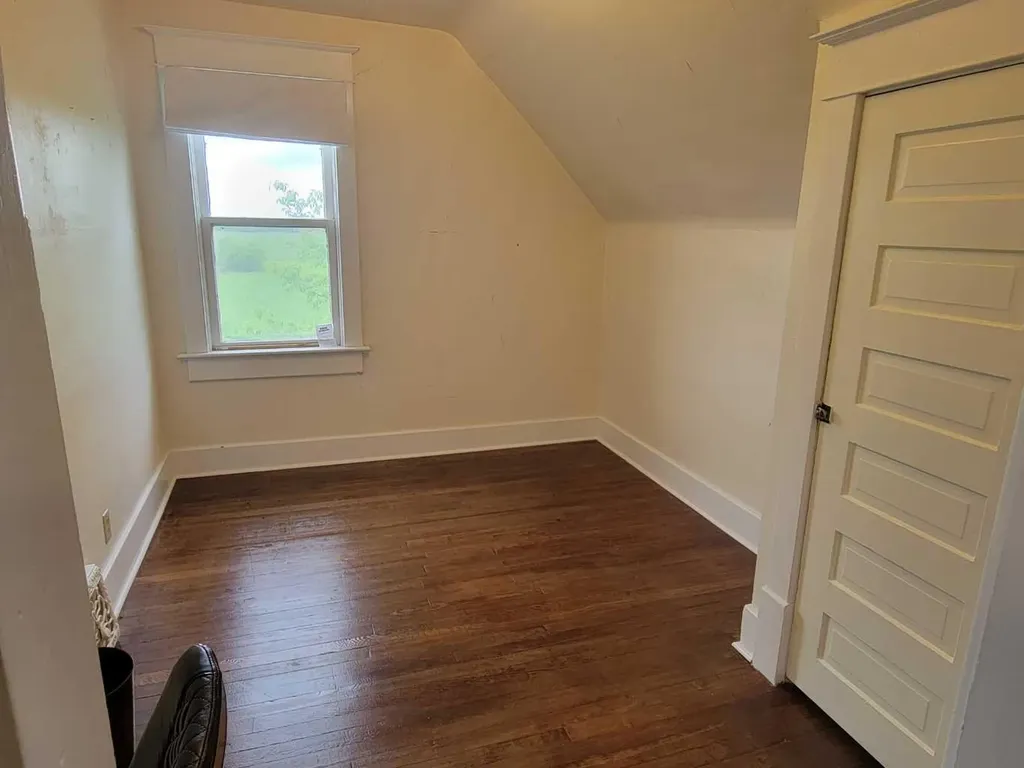 5205 52 Avenue Castor AB T0C 0X0