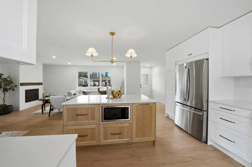 19 Spencer Street Red Deer AB T4N0B1