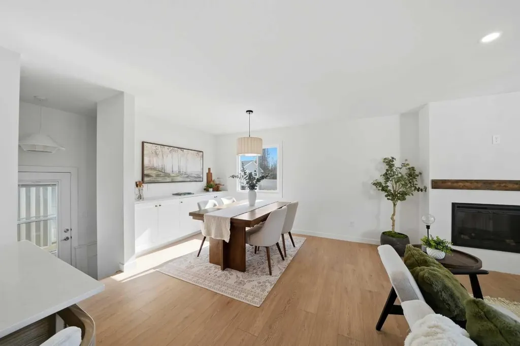 19 Spencer Street Red Deer AB T4N0B1