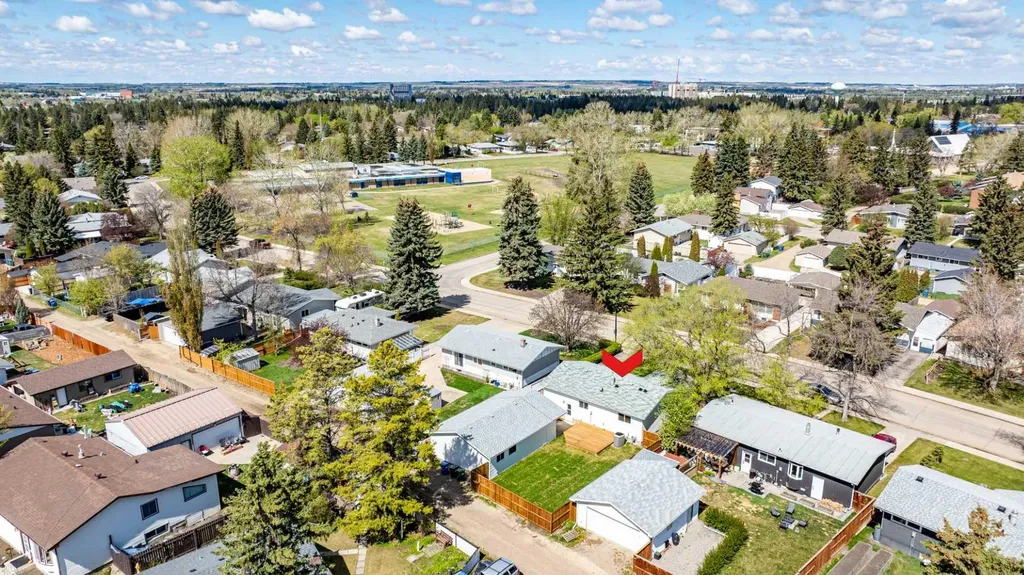 19 Spencer Street Red Deer AB T4N0B1