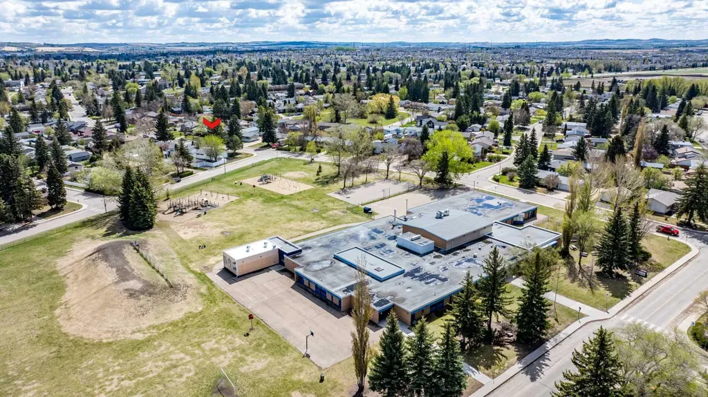 19 Spencer Street Red Deer AB T4N0B1