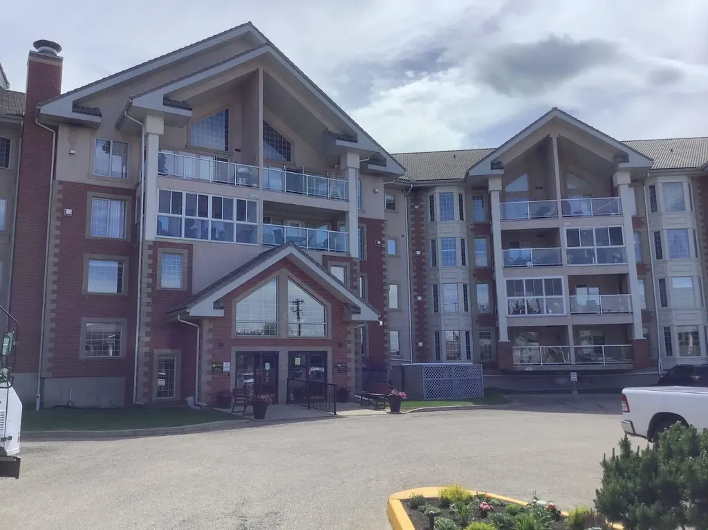 4805 45 Street Red Deer AB T4N 7A9
