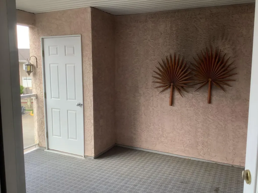 4805 45 Street Red Deer AB T4N 7A9