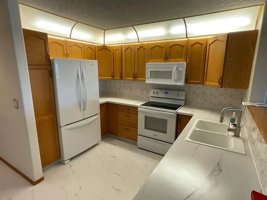 4805 45 Street Red Deer AB T4N 7A9