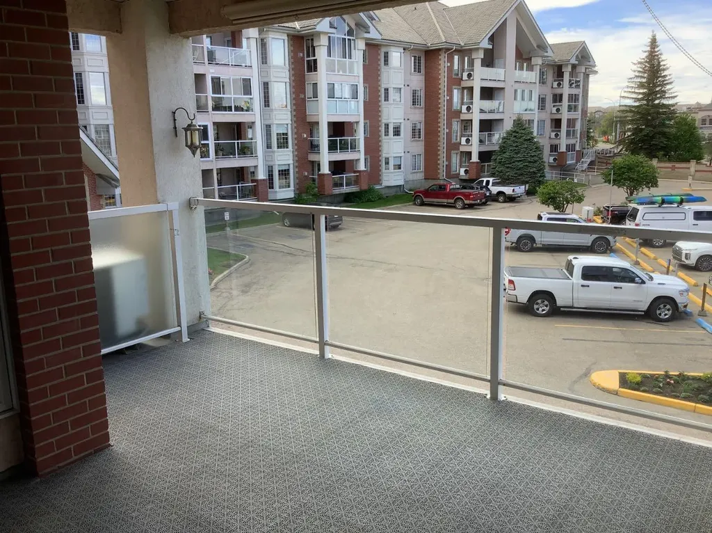 4805 45 Street Red Deer AB T4N 7A9