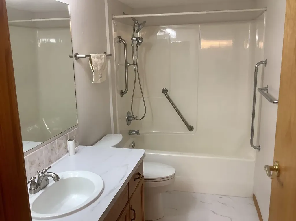 4805 45 Street Red Deer AB T4N 7A9