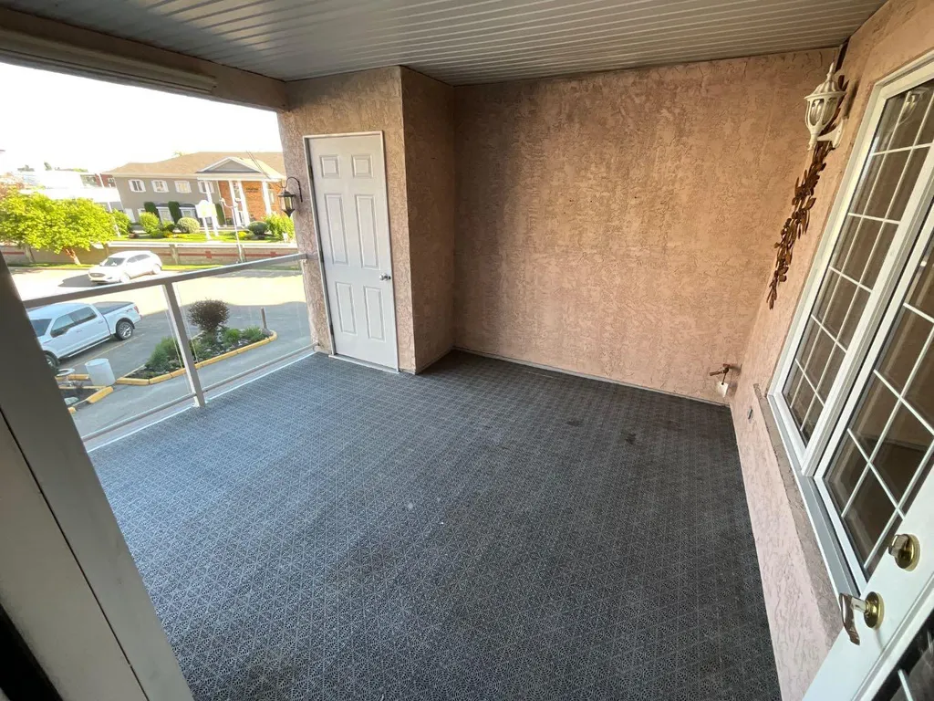 4805 45 Street Red Deer AB T4N 7A9
