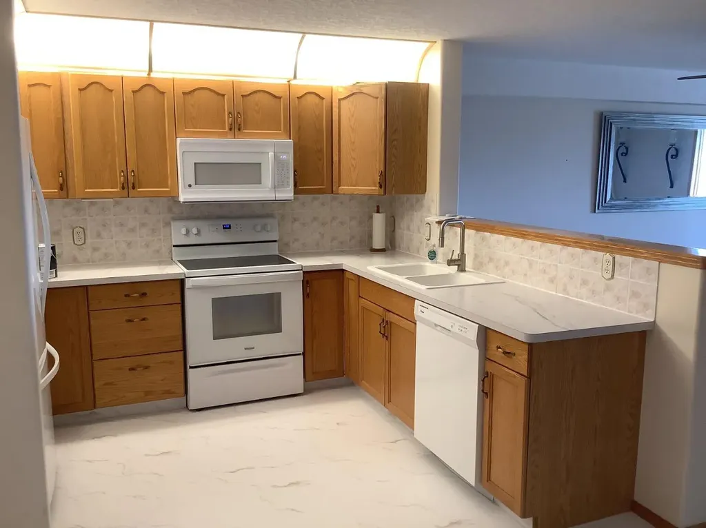 4805 45 Street Red Deer AB T4N 7A9