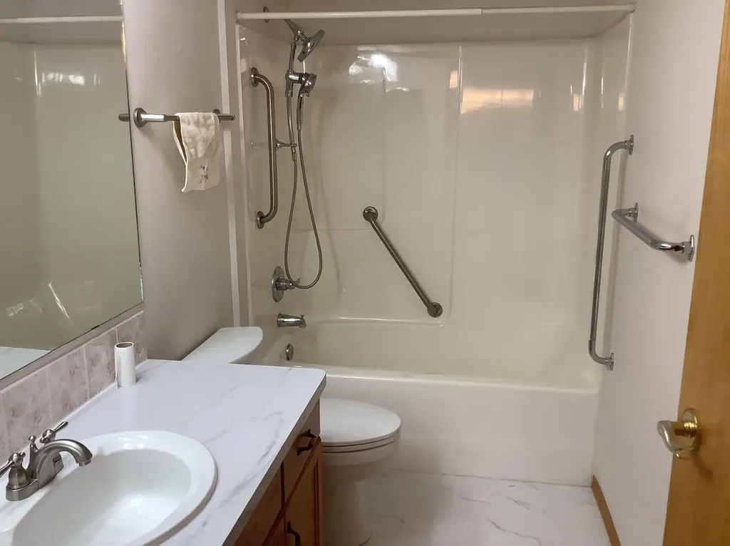 4805 45 Street Red Deer AB T4N 7A9