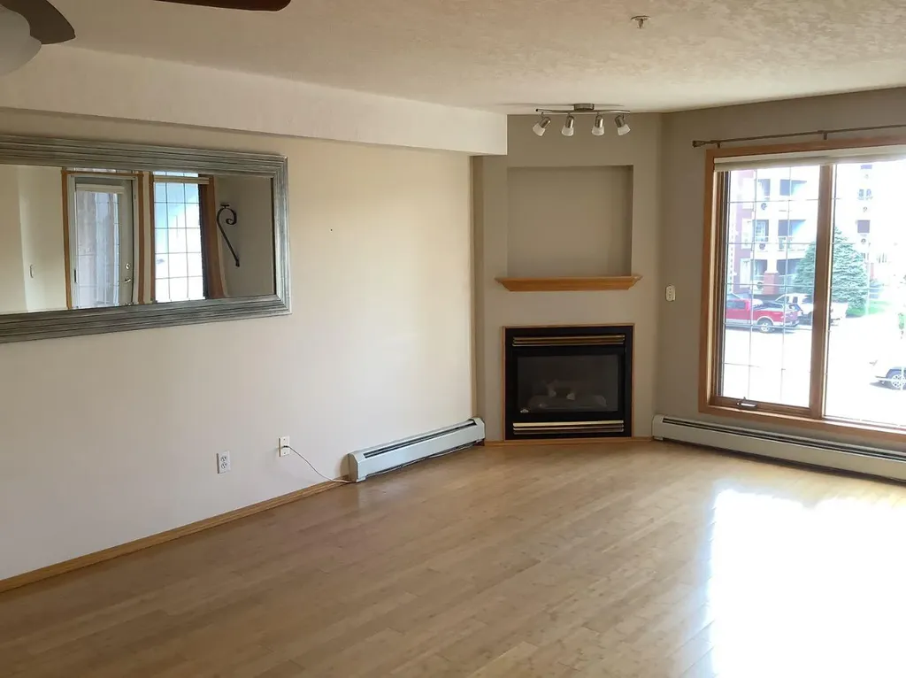 4805 45 Street Red Deer AB T4N 7A9