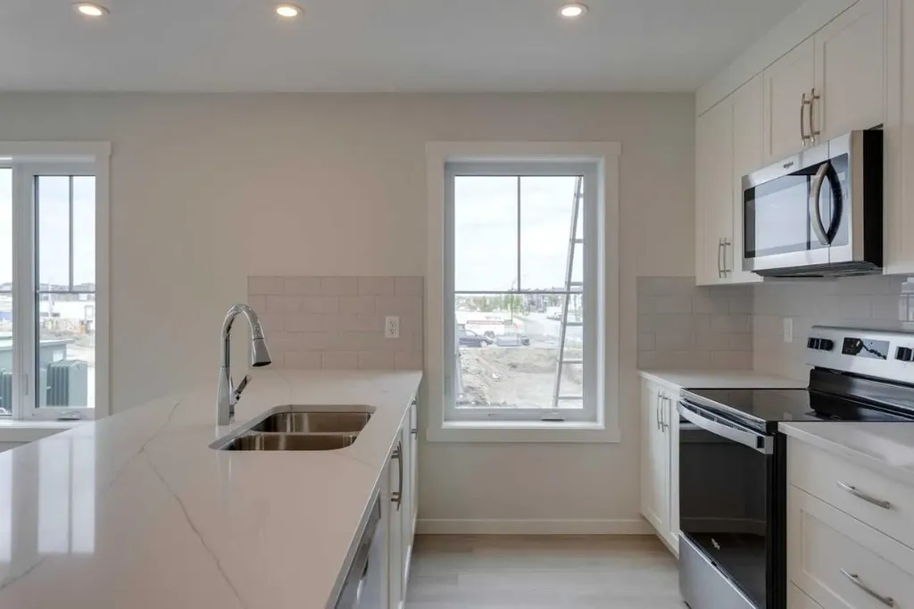 14667 1 Street NE Calgary AB T3P2K4