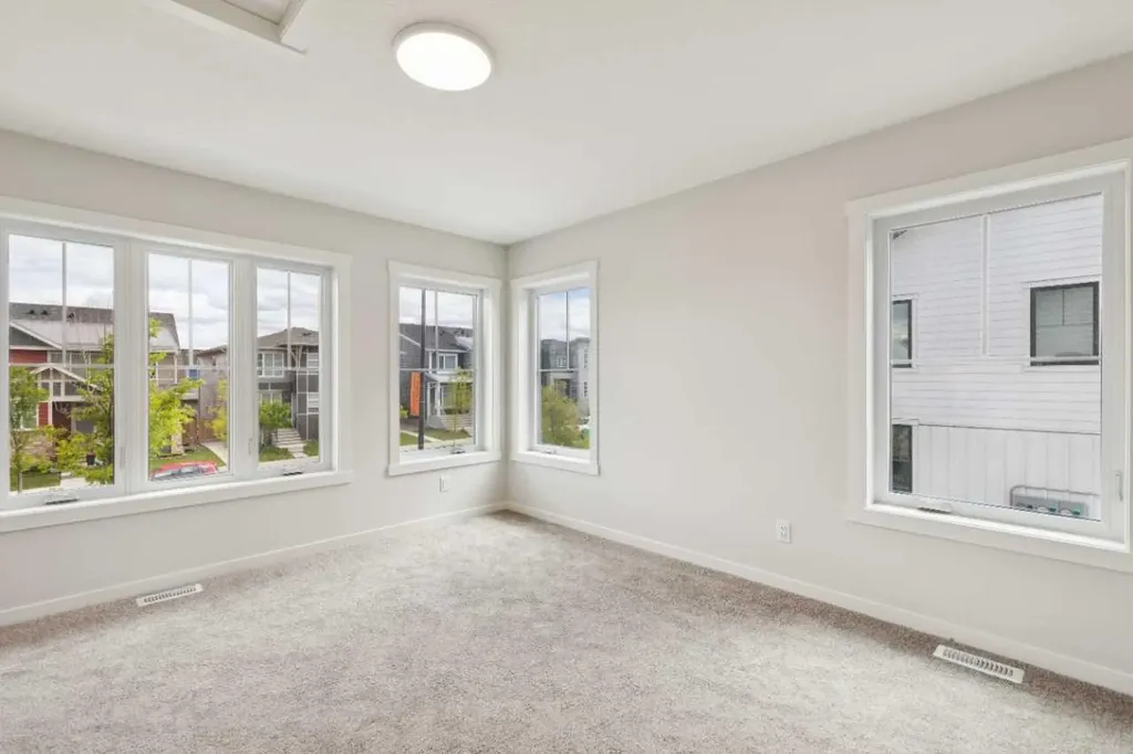 14667 1 Street NE Calgary AB T3P2K4