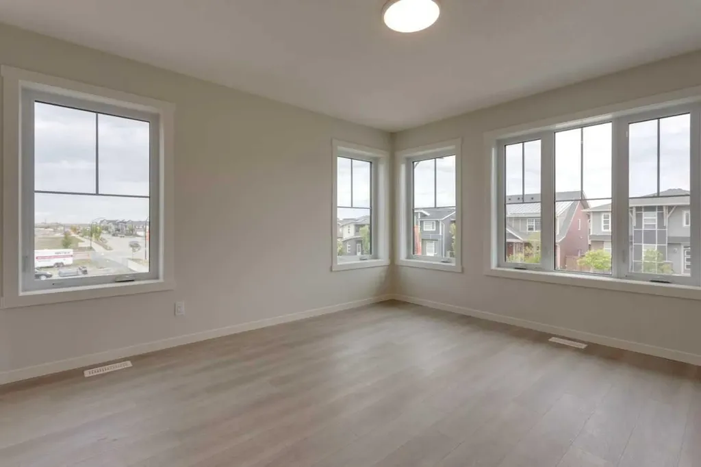 14667 1 Street NE Calgary AB T3P2K4