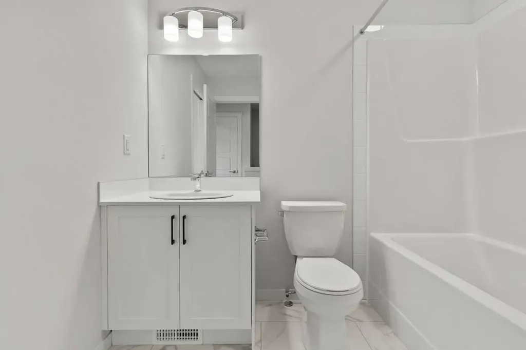 14667 1 Street NE Calgary AB T3P2K4