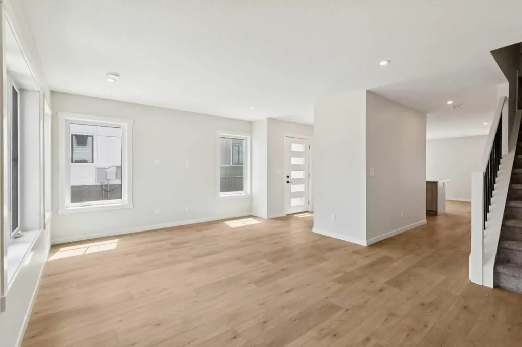14667 1 Street NE Calgary AB T3P2K4
