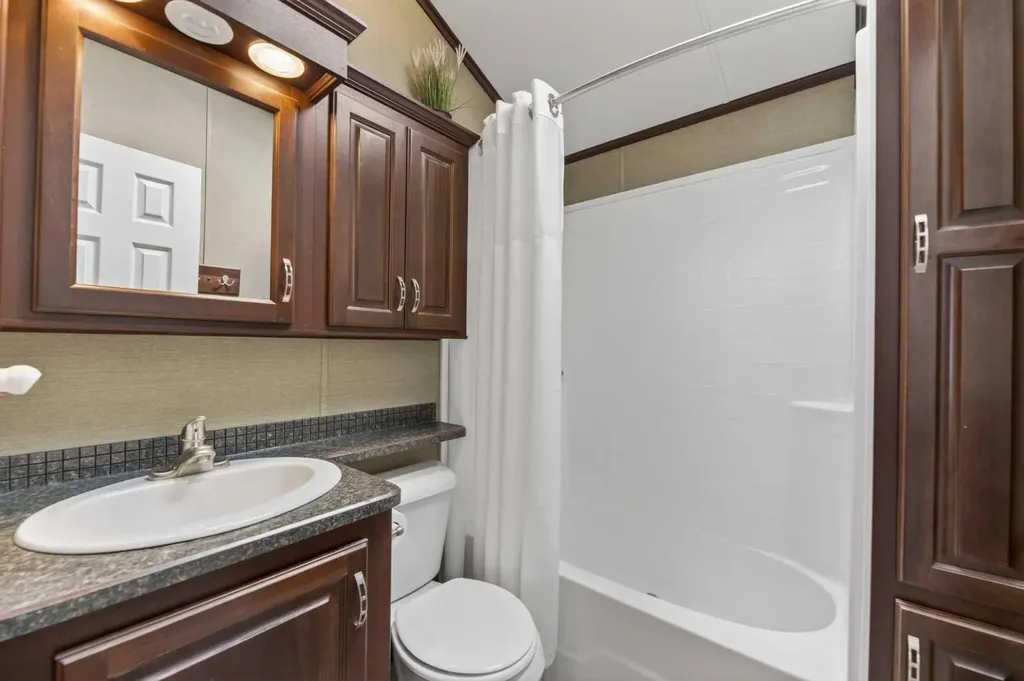 32351 Range Road 55 Rural Mountain View County AB T0M 1X0