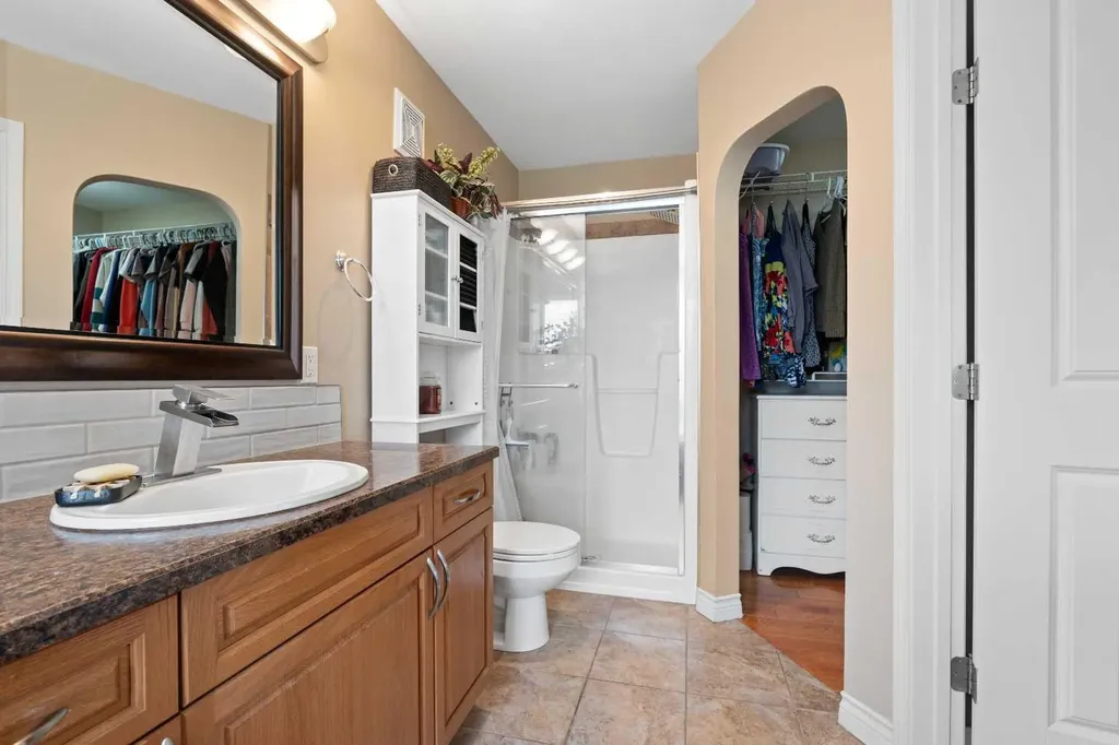45B Beaver Drive Whitecourt AB T7S 1G4