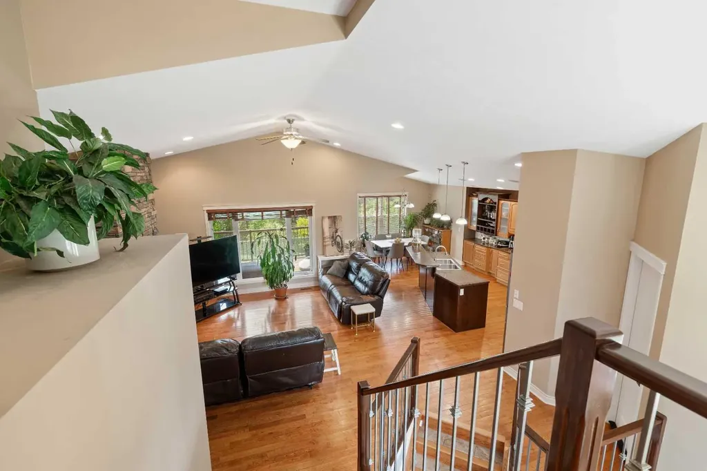 45B Beaver Drive Whitecourt AB T7S 1G4