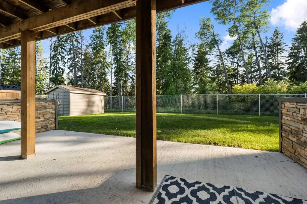 45B Beaver Drive Whitecourt AB T7S 1G4