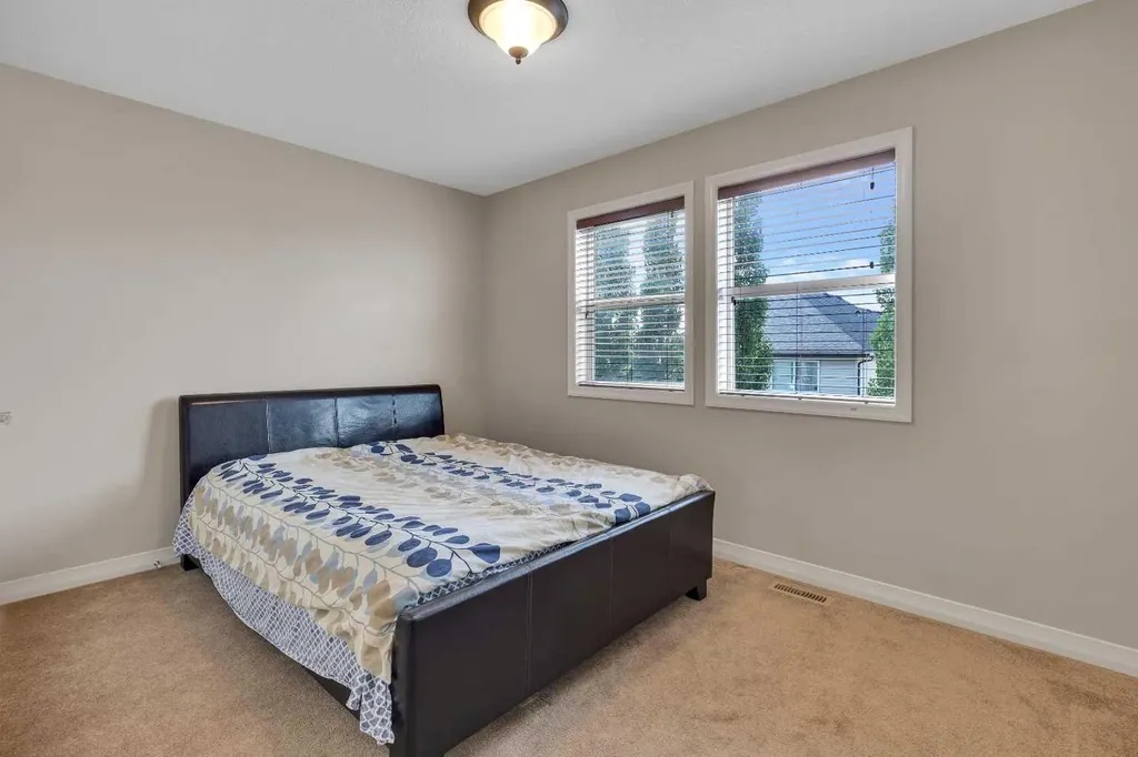 224 Panamount Point NW Calgary AB T3K 0H8