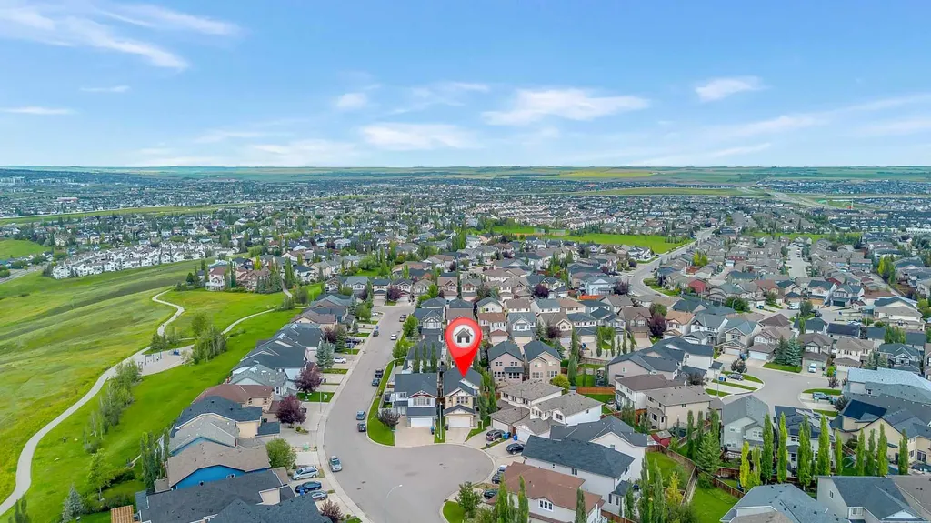 224 Panamount Point NW Calgary AB T3K 0H8
