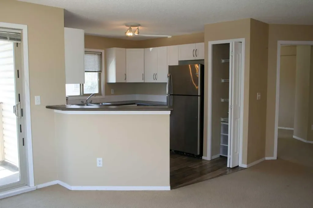 16969 24 Street SW Calgary AB T2Y 0H9