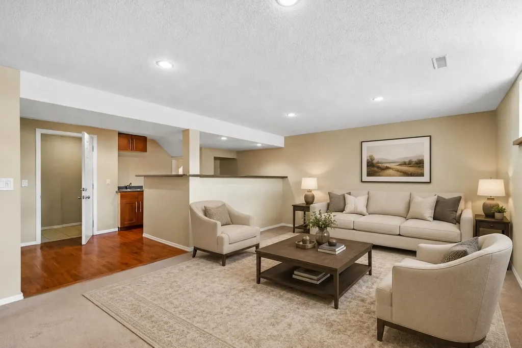 3243 Dover Crescent SE Calgary AB T2B 2E6