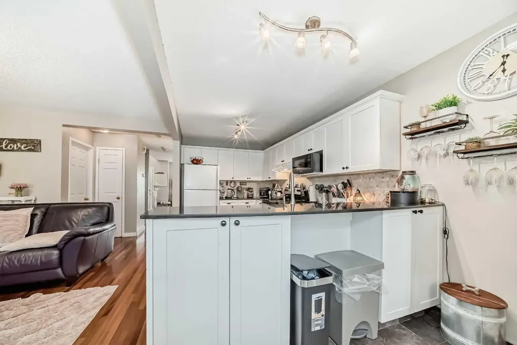 132 Hidden Hills Road NW Calgary AB T3A 5Y2