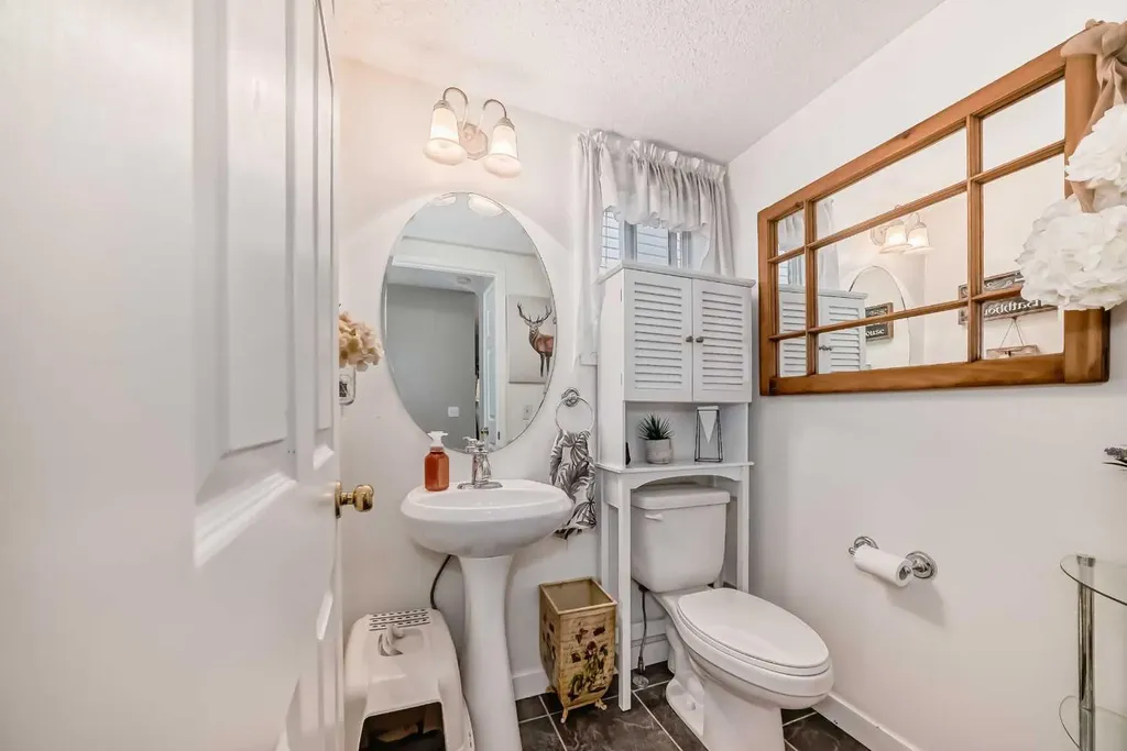 132 Hidden Hills Road NW Calgary AB T3A 5Y2