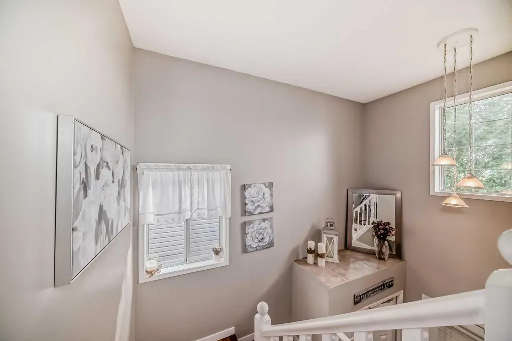 132 Hidden Hills Road NW Calgary AB T3A 5Y2