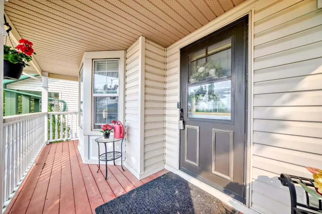 132 Hidden Hills Road NW Calgary AB T3A 5Y2