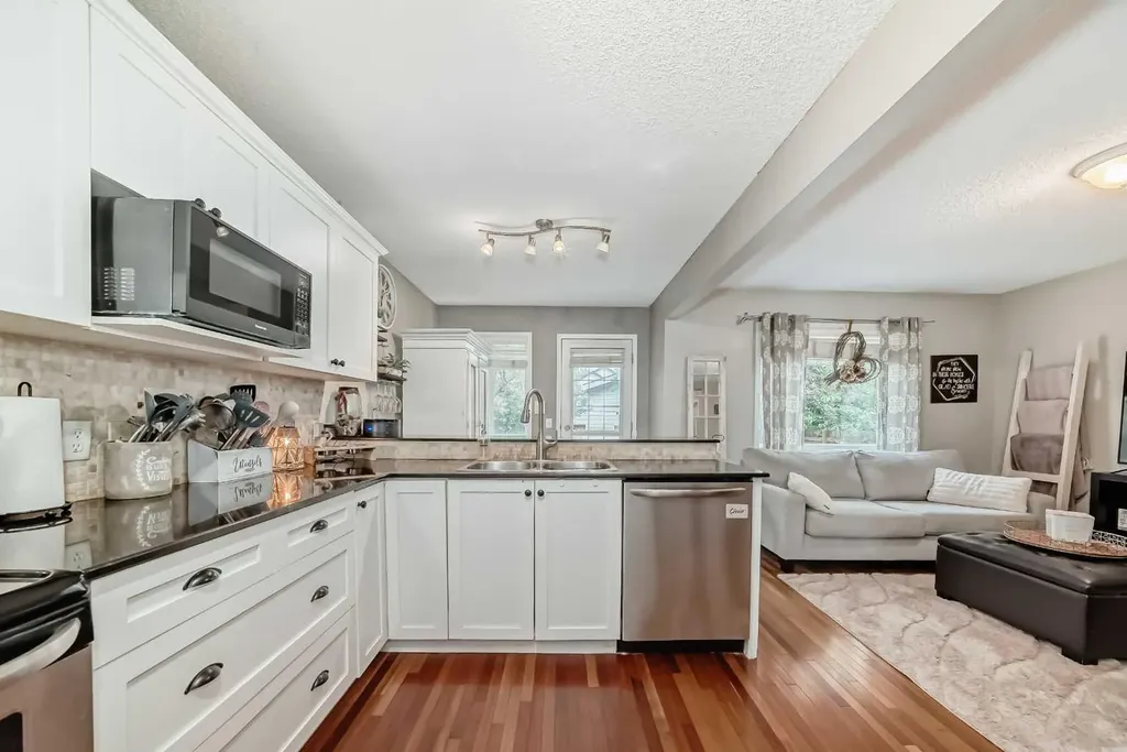 132 Hidden Hills Road NW Calgary AB T3A 5Y2