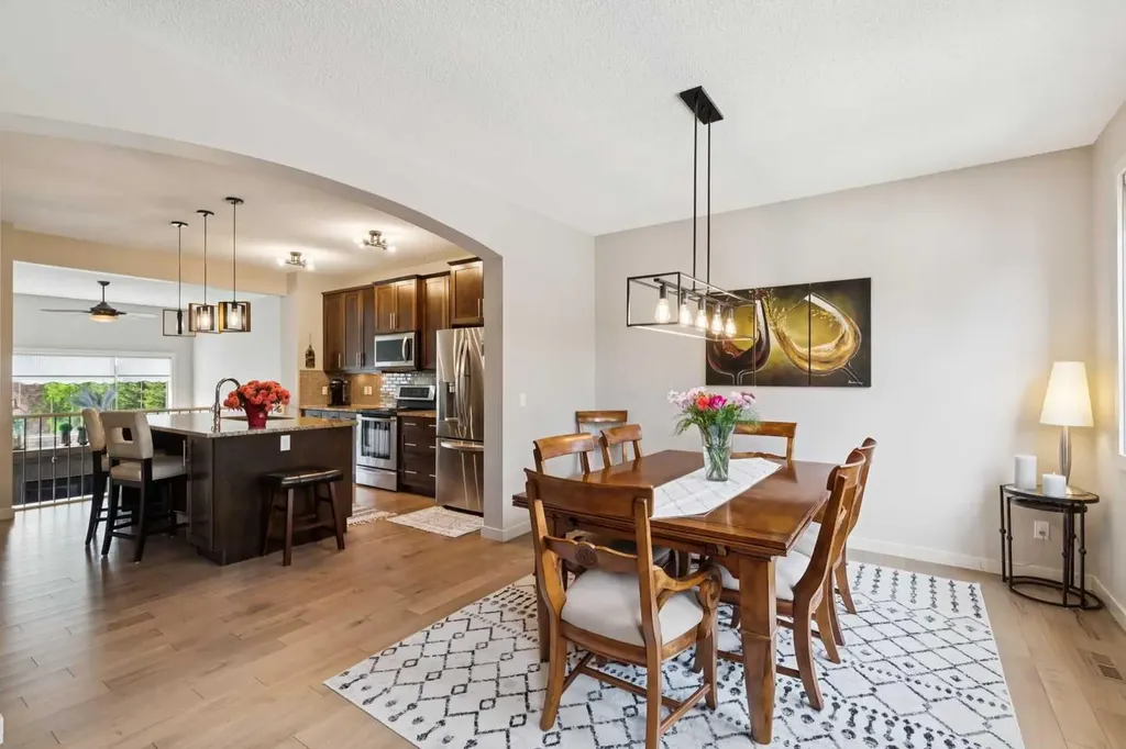 9041 Wentworth Avenue SW Calgary AB T3H 0A9