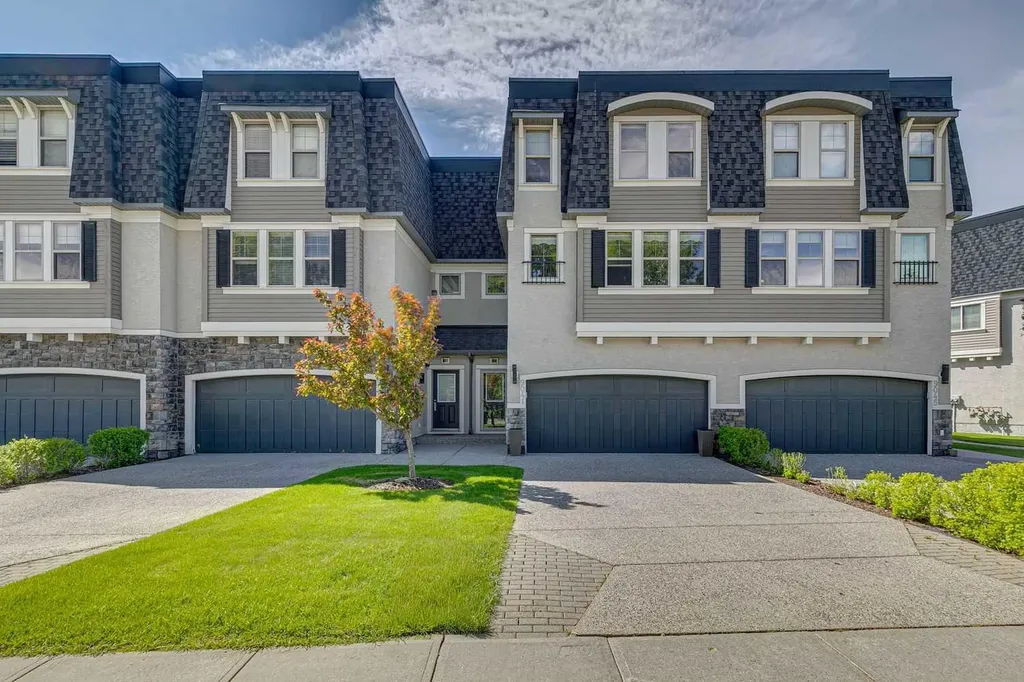 9041 Wentworth Avenue SW Calgary AB T3H 0A9