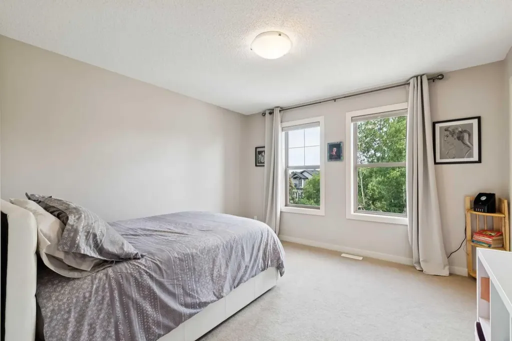 9041 Wentworth Avenue SW Calgary AB T3H 0A9